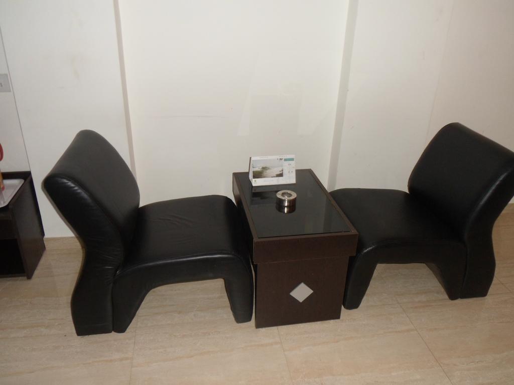 أحمد أباد Hotel Rajdeep Inn المظهر الخارجي الصورة